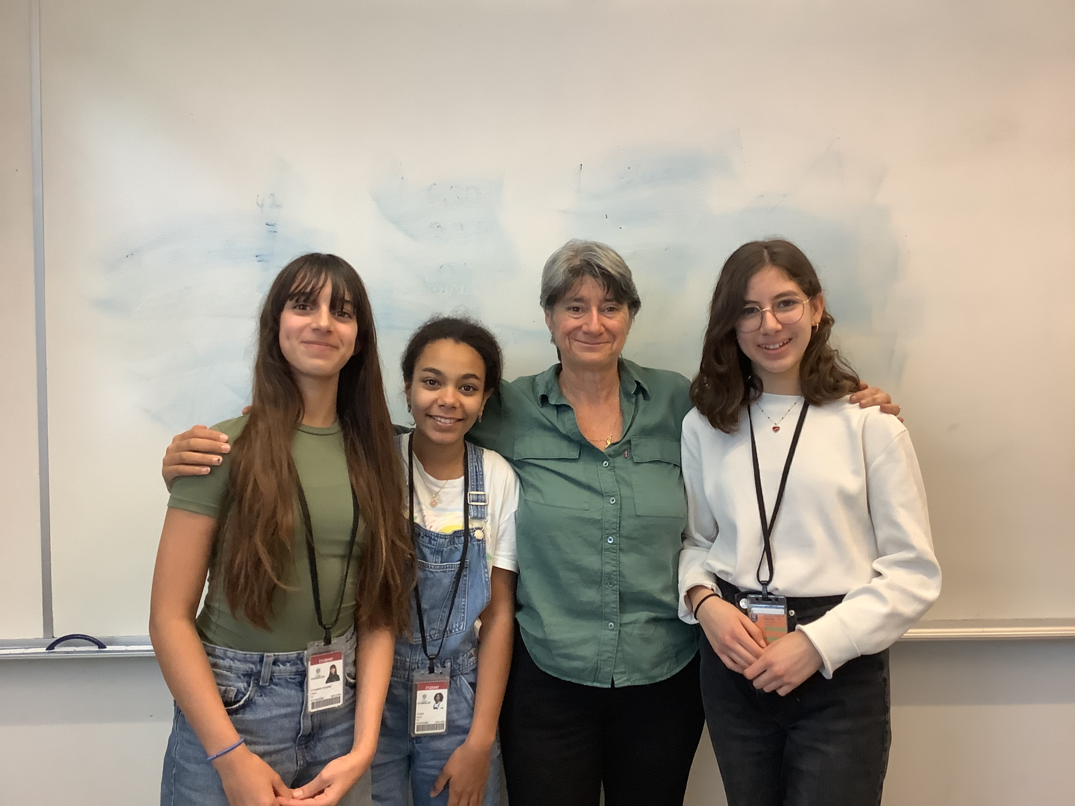 Voyages avec Madame Molé,  interview de Léonie, Nawel et Sofia