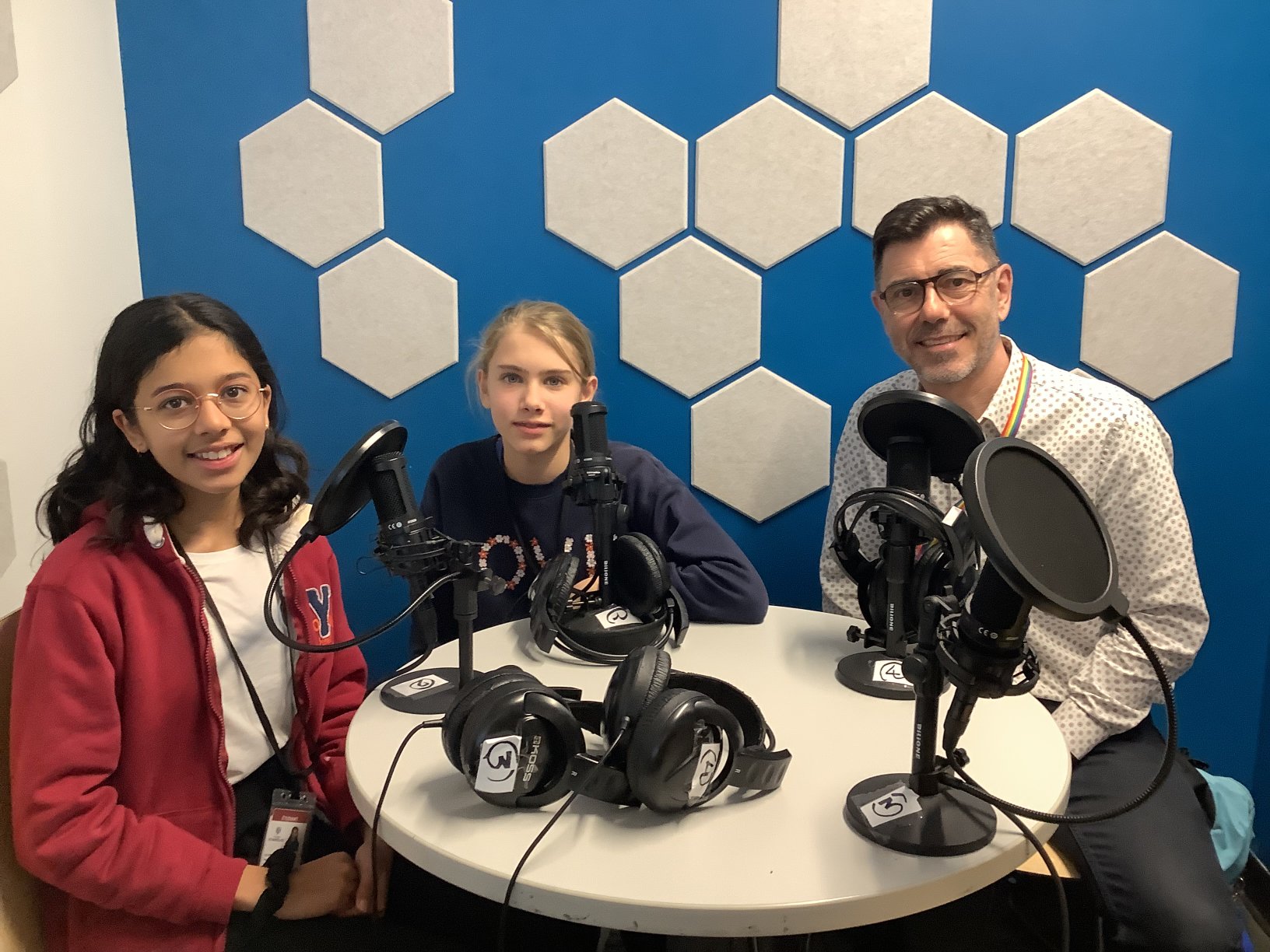 Interview de M Bagouet par Victoire et Insiya.